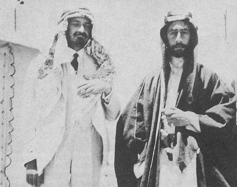 Файл:Weizmann and feisal 1918.jpg